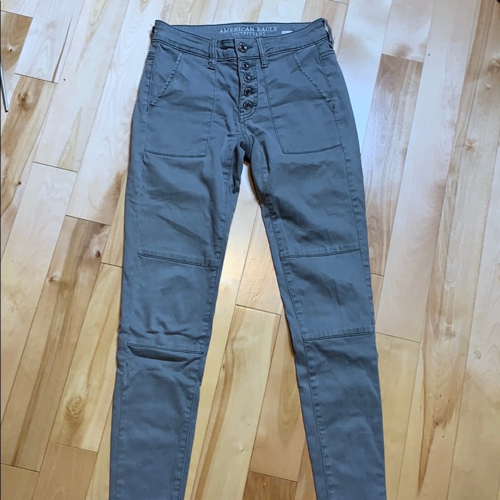 American Eagle Khaki